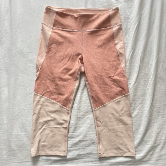 Outdoor Voices Warm Up Leggings Rose Quartz / Terracotta - Picture 2 of 6